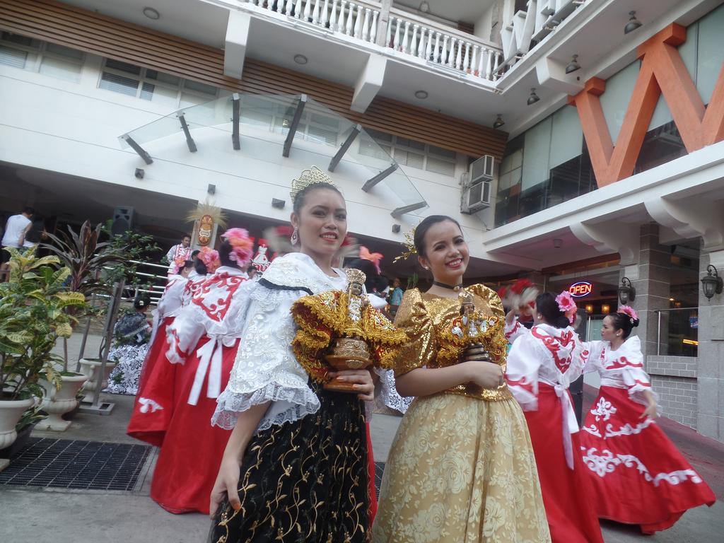 Wellcome Hotel Cebu Exterior foto